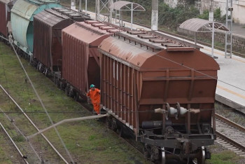 Фотография к новости: Азербайджан впервые за десятилетия отправил топливо в Армению по железной дороге