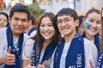 Фотография к новости: Треть страны — молодежь: как живут и чем пользуются 5,8 млн молодых казахстанцев