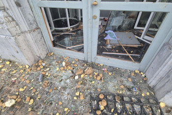 Фотография к новости: 50 тонн мусора и раненые полицейские: чем закончился фермерский протест в Брюсселе