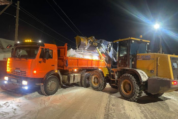 Фотография к новости: Более 1 200 единиц спецтехники убирают улицы Астаны ночью