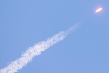 Фотография к новости: Первая коммерческая южнокорейская ракета разбилась сразу после старта