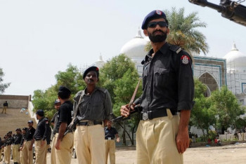 Фотография к новости: В Пакистане неизвестные убили пятерых полицейских