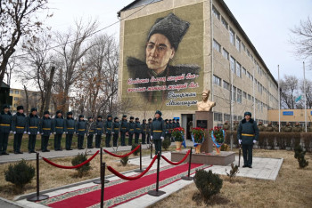 Фотография к новости: Легендарному полководцу Бауыржану Момышулы исполнилось 115 лет