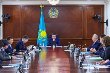 Фотография к новости: Бектенов подчеркнул необходимость контроля инфляции и стабильности экономики