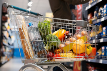 Фотография к новости: Цены на социально значимые продукты снизили в Казахстане