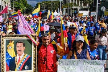 Фотография к новости: Марш в поддержку Мадуро прошел в Венесуэле