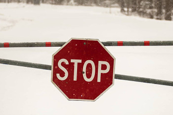 Сразу в двух регионах Казахстана ограничено движение транспорта