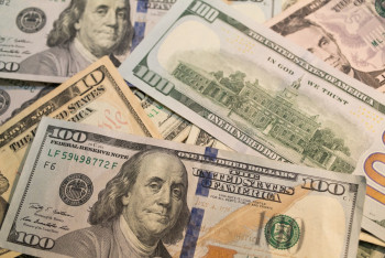 Фотография к новости: Спрос на наличные доллары в Казахстане достиг максимума за четыре года