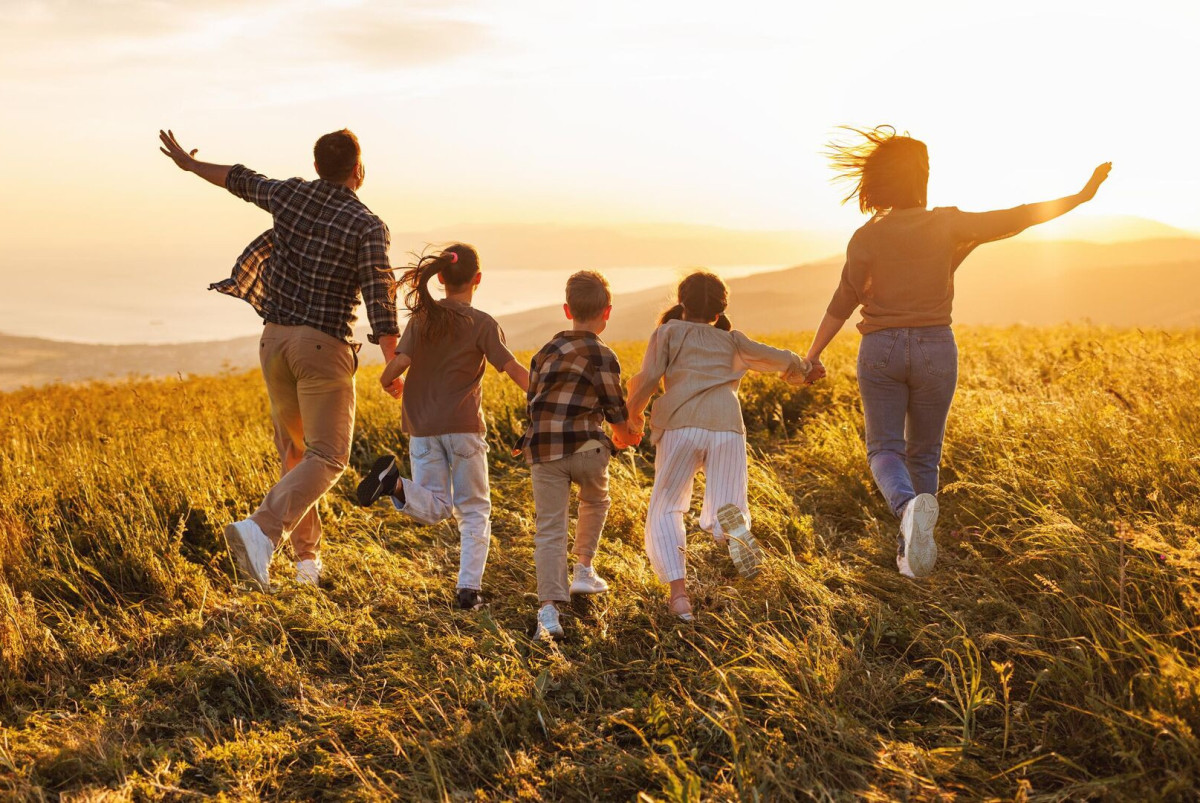 Семья остаётся главной ценностью казахстанцев — эксперт