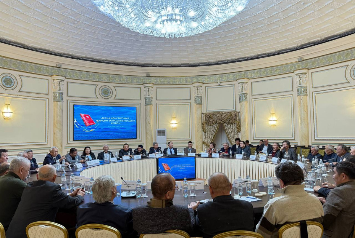 Союз писателей обсудил конституционную реформу и выразил поддержку инициативам