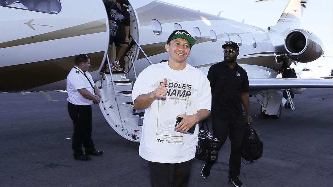 Головкин прибыл в Лас-Вегас на третий бой с "Канело"