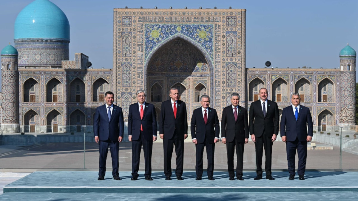 В Самарканде прошел саммит Организации тюркских государств