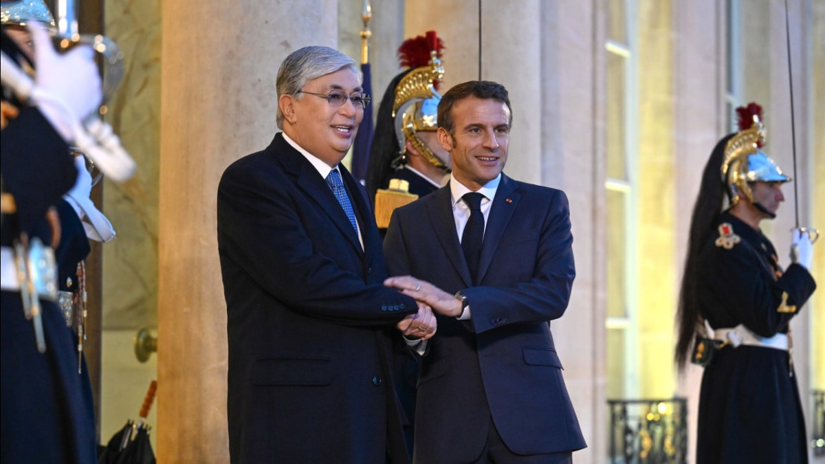 Касым-Жомарт Токаев и Эмманюэль Макрон встретились в Елисейском дворце