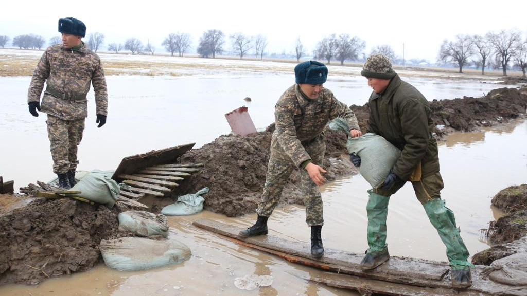 Военнослужащие Вооруженных в Жамбылской области